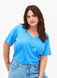 Kurzärmliges Basic-T-Shirt mit V-Ausschnitt, Marina, Model