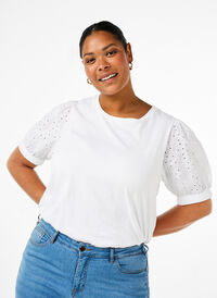 Bluse aus Bio-Baumwolle mit Lochstickerei am Ärmel, Bright White, Model