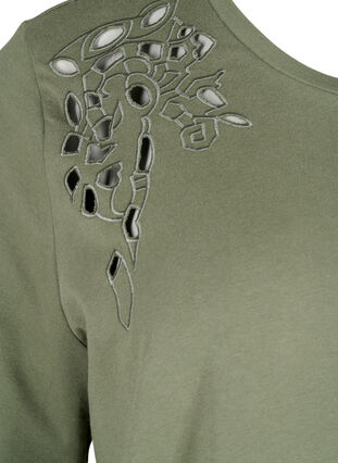 ZizziT-Shirt aus Bio-Baumwolle mit Stickereidetails, Thyme, Packshot image number 2