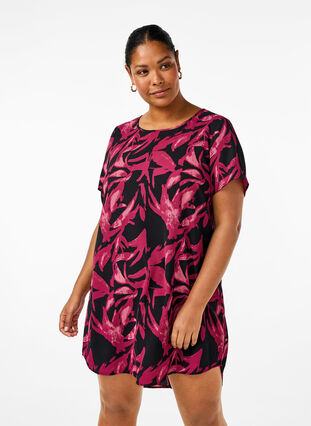 Zizzi Kleid mit Aufdruck und kurzen Ärmeln, Bl.Purple Leaf AOP, Model image number 0