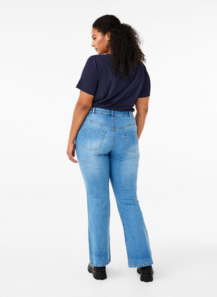 ZizziEllen Bootcut-Jeans mit hoher Taille., Light blue, Model image number 1