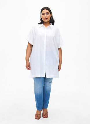 Zizzi Langes Hemd aus Viskose mit kurzen Ärmeln, Bright White, Model image number 2