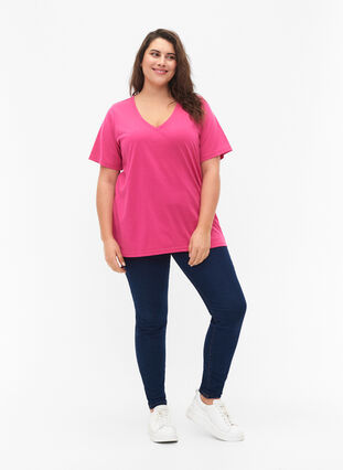 Zizzi FLASH - T-Shirt mit V-Ausschnitt, Raspberry Rose, Model image number 2