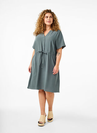 ZizziKurzärmliges Kleid mit Bindeband an der Taille, Balsam Green, Model image number 2