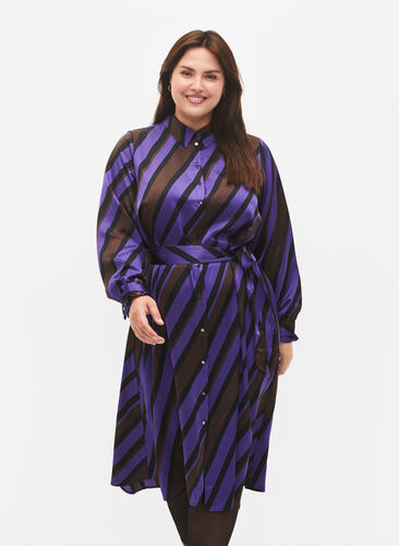 ZizziHemdblusenkleid aus Satin mit diagonalen Streifen, Stripe AOP, Model image number 0