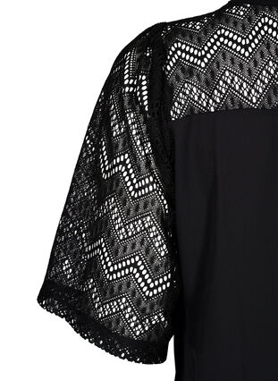 Zizzi Hemdbluse mit kurzen Spitzenärmeln, Black, Packshot image number 3