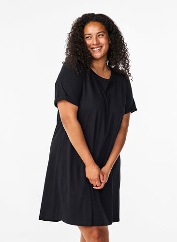 Zizzi T-Shirt-Kleid aus Baumwolle, Black, Model image number 0