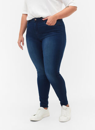 ZizziSuper Slim Amy Jeans mit hoher Taille, Blue Denim, Model image number 2