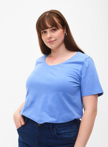 Zizzi Einfarbiges basic T-Shirt aus Baumwolle, Blue Bonnet, Model image number 0
