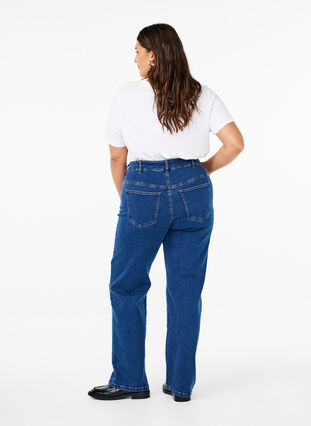 Zizzi Gemma Jeans mit hoher Taille und gerader Passform, Dark blue, Model image number 1