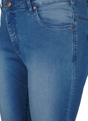 ZizziSchmale Passform Emily Jeans mit normaler Taille, Light blue, Packshot image number 2