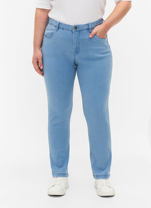 ZizziSchmale Passform Emily Jeans mit normaler Taille, Ex Lt Blue, Model image number 2