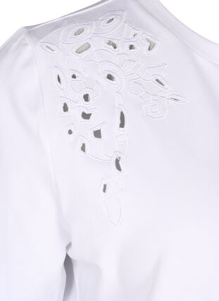 ZizziT-Shirt aus Bio-Baumwolle mit Stickereidetails, Bright White, Packshot image number 3