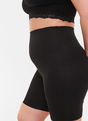 Zizzi Light Shapewear Shorts mit hoher Taille, Black, Model image number 2