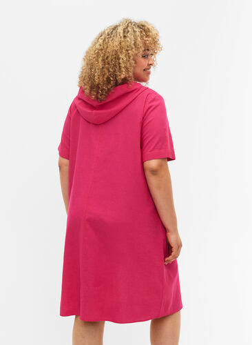 Zizzi Kurzärmeliges Kleid mit Kapuze, Beetroot Purple, Model image number 1
