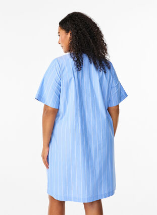 Zizzi Gestreiftes Kleid aus Bio-Baumwolle, Blue Stripe, Model image number 1