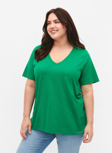 ZizziKurzärmliges Basic-T-Shirt mit V-Ausschnitt, Jolly Green, Model image number 0