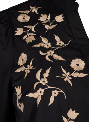 Zizzi  Hemdbluse mit Blumenstickerei und 3/4-Ärmeln, Black W. Beige Emb. , Packshot image number 3
