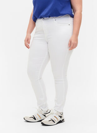 Zizzi Hochtaillierte Super Slim Amy Jeans, White, Model image number 2