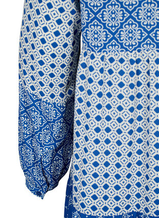 ZizziA-förmiges Kleid mit Mustern und Schnittlinien, Blue AOP, Packshot image number 3