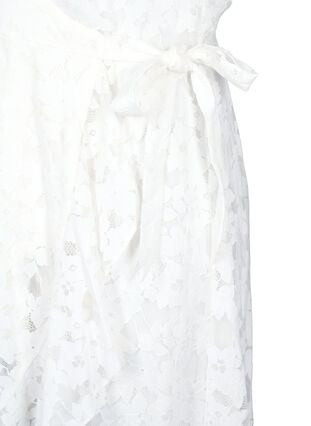 Zizzi Wickelkleid mit Spitze und kurzen Ärmeln, Bright White, Packshot image number 3