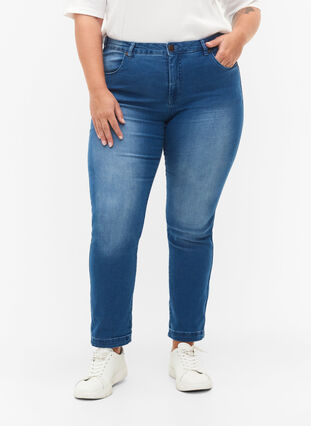 ZizziSchmale Passform Emily Jeans mit normaler Taille, Light blue, Model image number 2