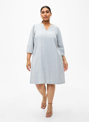 Zizzi Gestreiftes Kleid mit 3/4-Ärmeln, Blue Stripe, Model image number 2