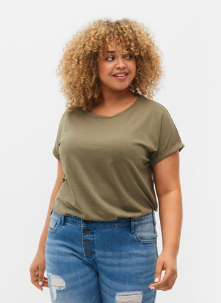 Zizzi Kurzärmeliges T-Shirt aus einer Baumwollmischung, Dusty Olive, Model image number 0