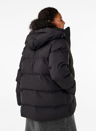 ZizziKurze Steppjacke mit Kapuze, Black, Model image number 1