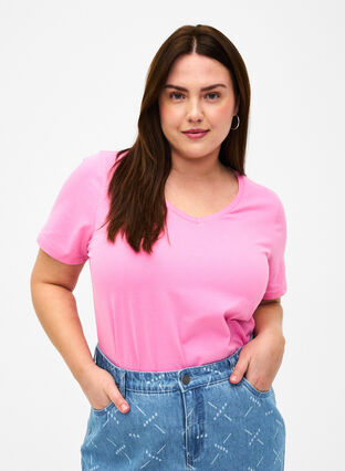Zizzi Einfarbiges basic T-Shirt aus Baumwolle, Rosebloom, Model image number 0