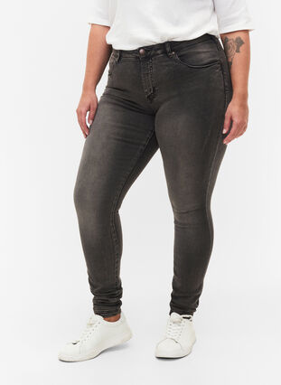 ZizziSuper Slim Amy Jeans mit hoher Taille, Dark Grey Denim, Model image number 2