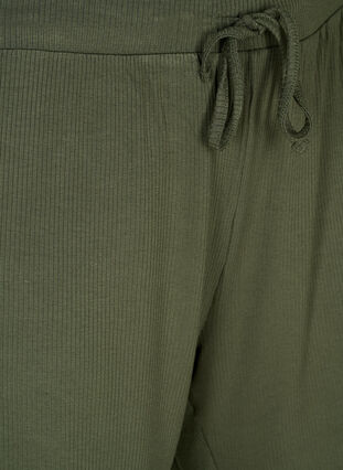 Zizzi Lockere Shorts aus Viskose mit Ripp, Thyme, Packshot image number 2