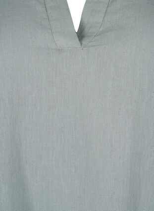Zizzi Kleid mit V-Ausschnitt aus Baumwolle und Leinen, Chinois Green, Packshot image number 2