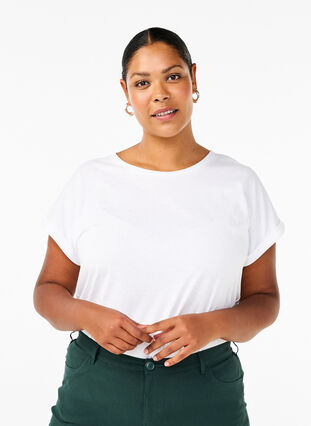 Zizzi Kurzärmeliges T-Shirt aus einer Baumwollmischung, Bright White, Model image number 0