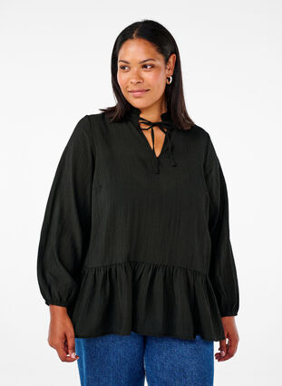 Zizzi Viskosebluse mit Schößchen, Black, Model image number 0