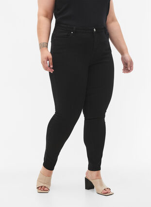 ZizziHohe Taille Amy Jeans mit super schlankem Schnitt, Black, Model image number 2