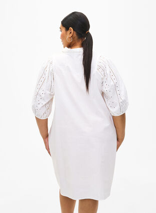 Zizzi Hemdkleid aus Baumwolle mit Lochstickerei, Off White, Model image number 1
